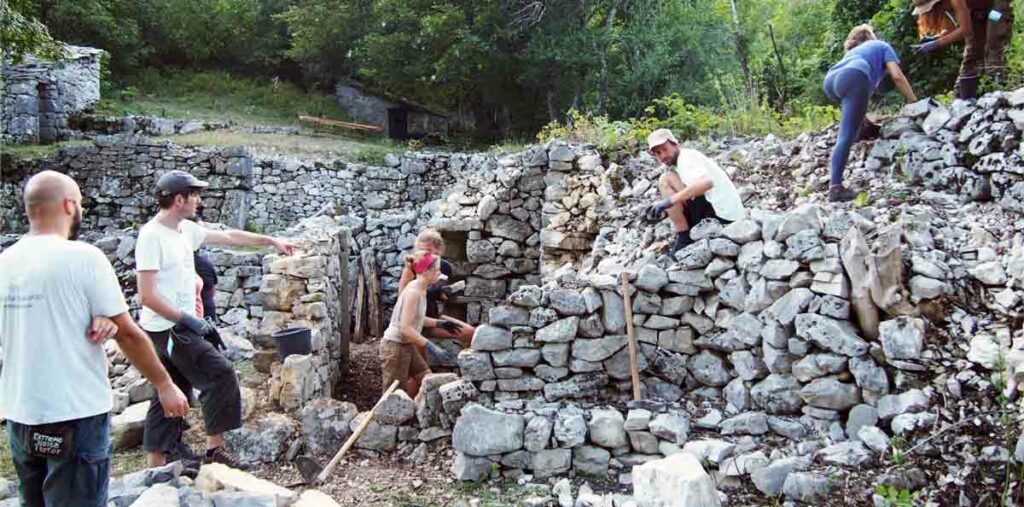 dry stone builders