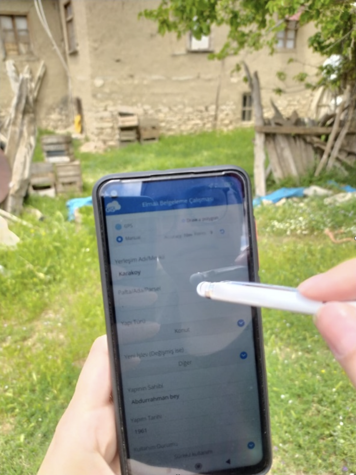 mobile data collection features